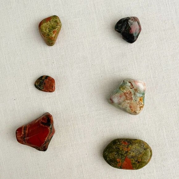 Earthy Stone Energy Set with Glass Goblet Display 3.5 inches high - Picture 3 of 11